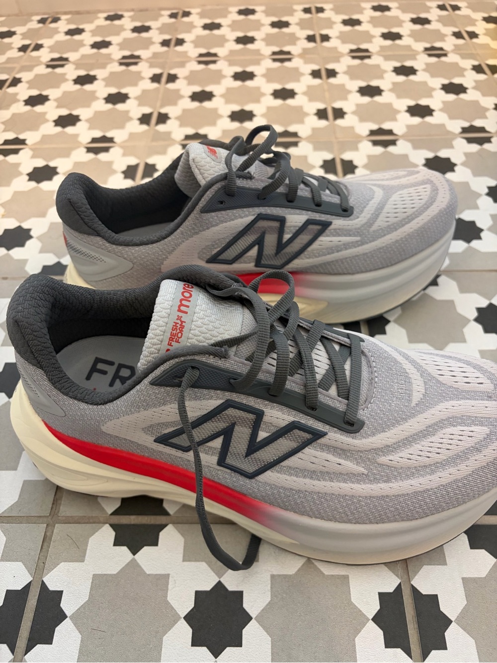New Balance fresh foam X more V6 size 8.5 wide men’s.  I wore them once 4 miles
